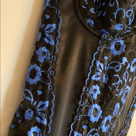 VINTAGE CORSET - Picture 3 of 3